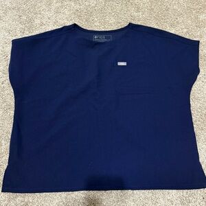 Figs Scrub Top in Navy